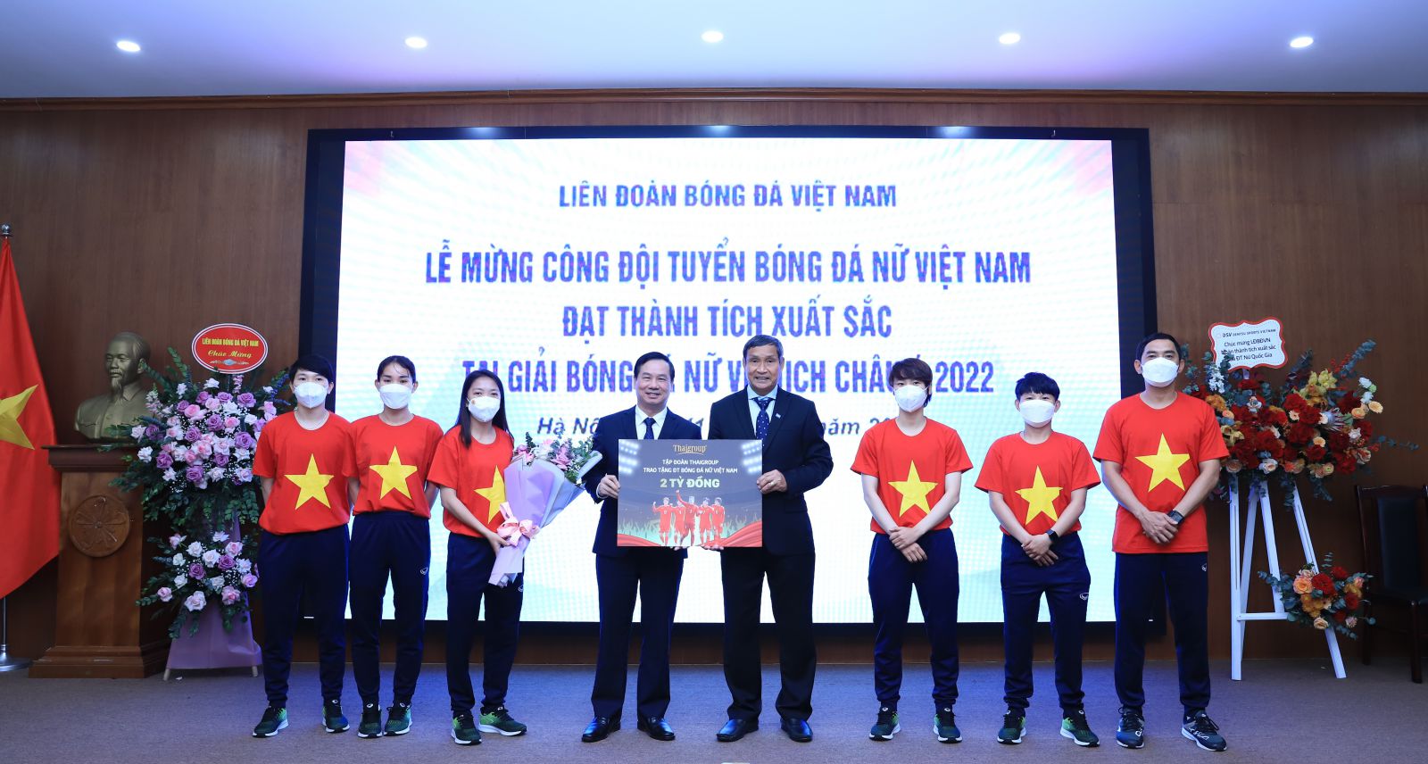 Tập đoàn Thaigroup dành tặng 2 tỷ đồng vinh danh Đội tuyển Bóng đá Nữ