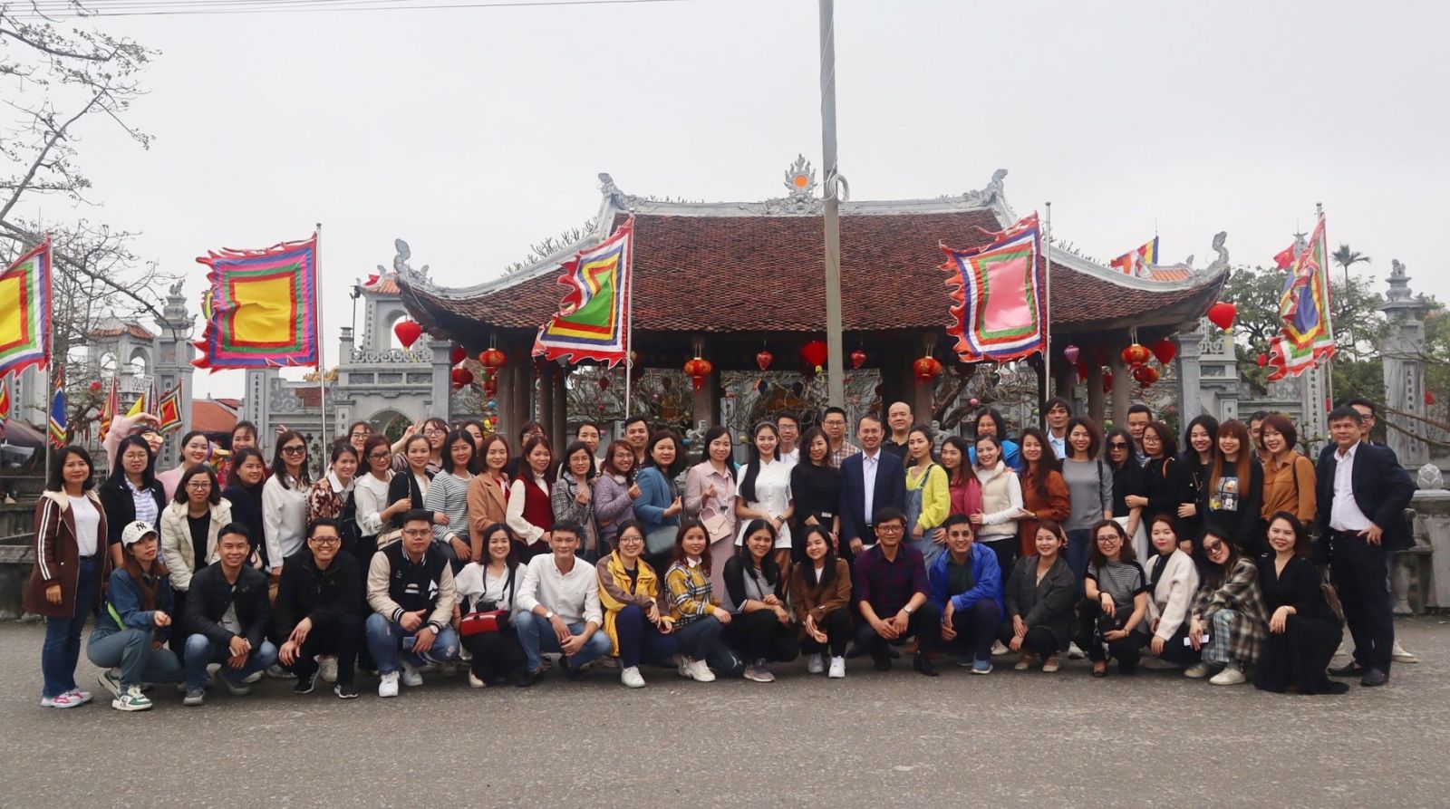 Thaigroup du xuân xuất hành đầu năm